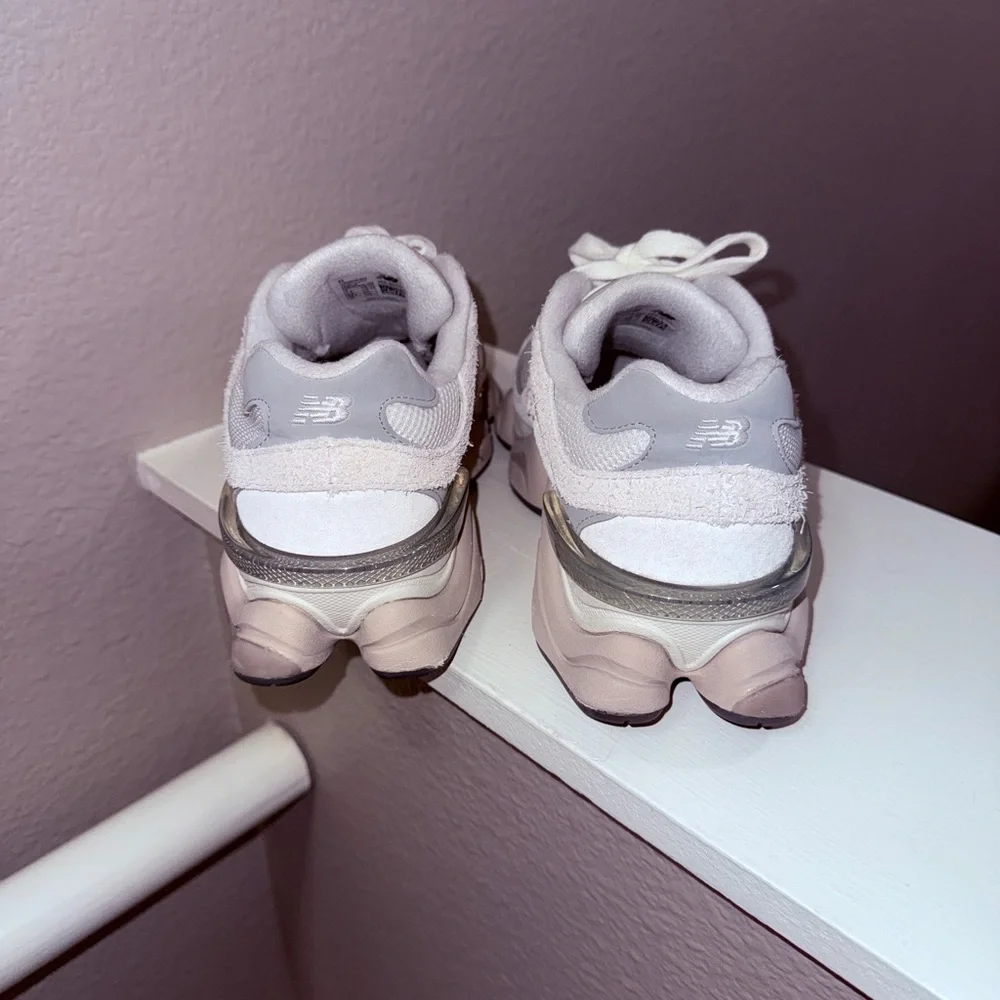 New Balance 9060 Women's - Picture 4 of 7
